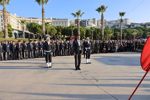 Gazi Mustafa Kemal Atatürk’ün Ebediyete İrtihalinin 84. yıl Dönümü Dolayısıyla Çelenk Sunma Töreni
